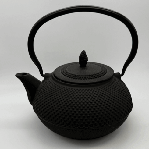 JAPANISCHE TEEKANNE - SCHWARZ.
